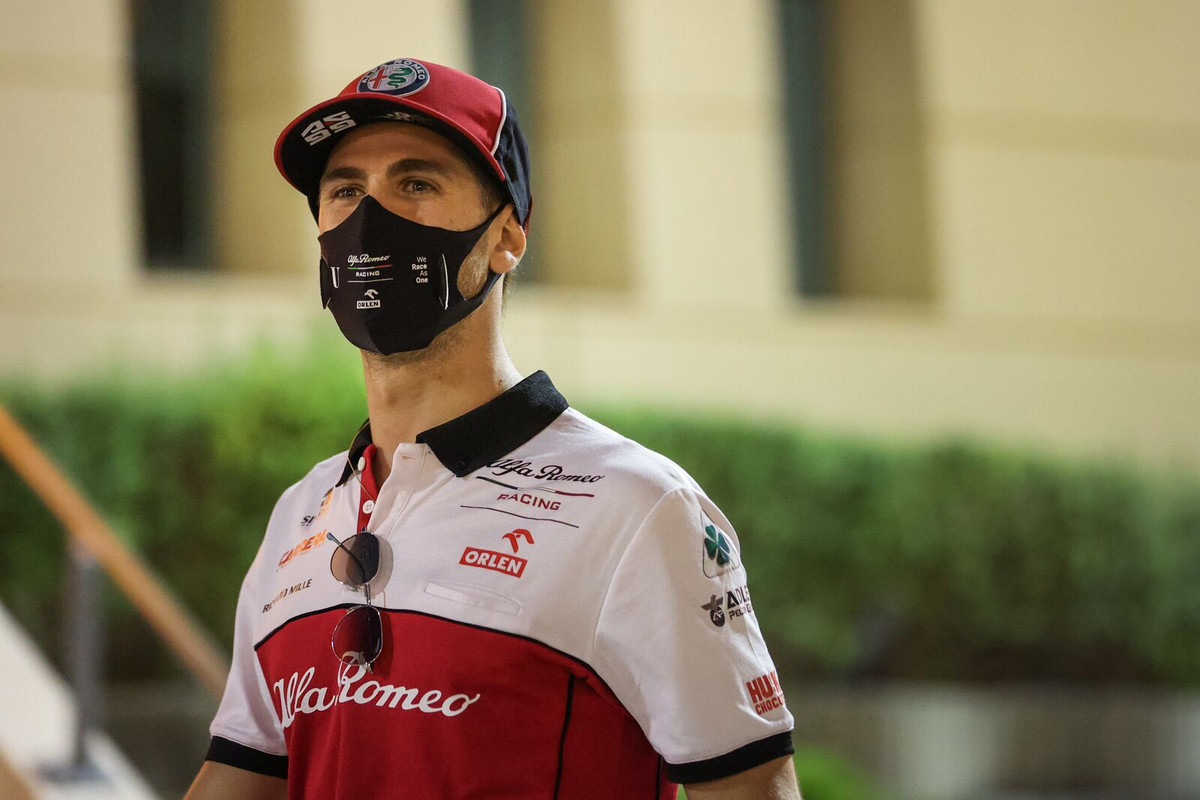 A. Giovinazzi: „Ferrari“ nusiteikę pozityviai